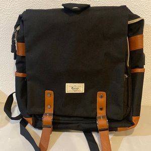 Ronyes backpack/laptop carrier